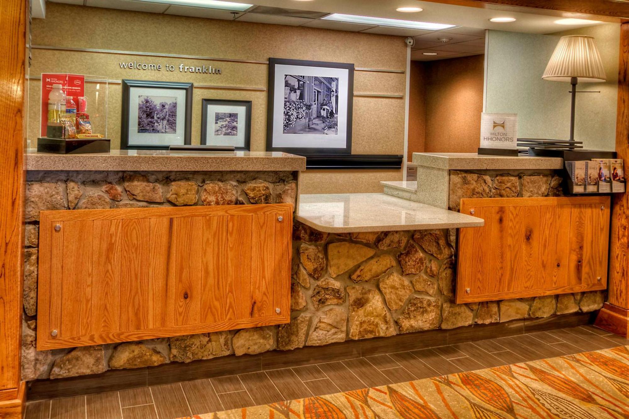 Hampton Inn Franklin, Nc Exteriör bild