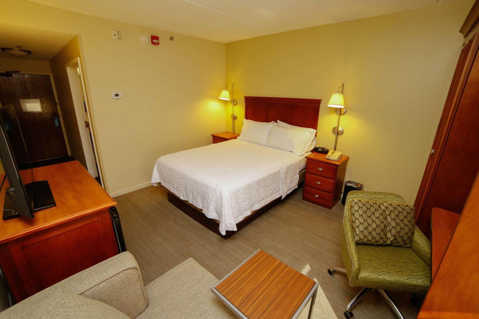 Hampton Inn Franklin, Nc Exteriör bild