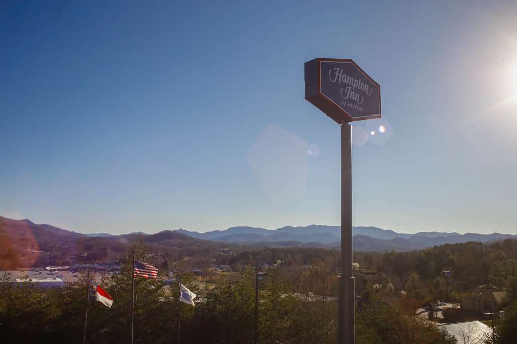 Hampton Inn Franklin, Nc Exteriör bild